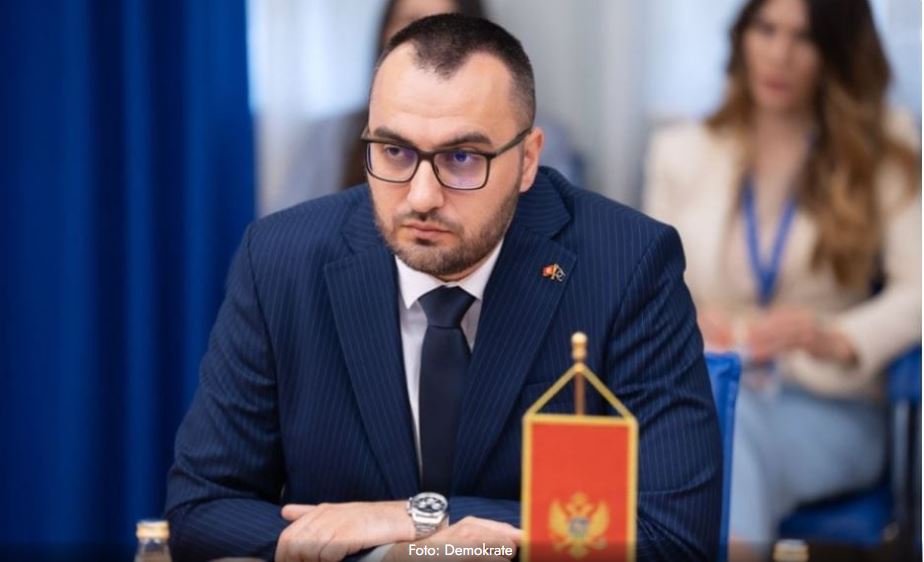 Demokrate, Duško Stjepović